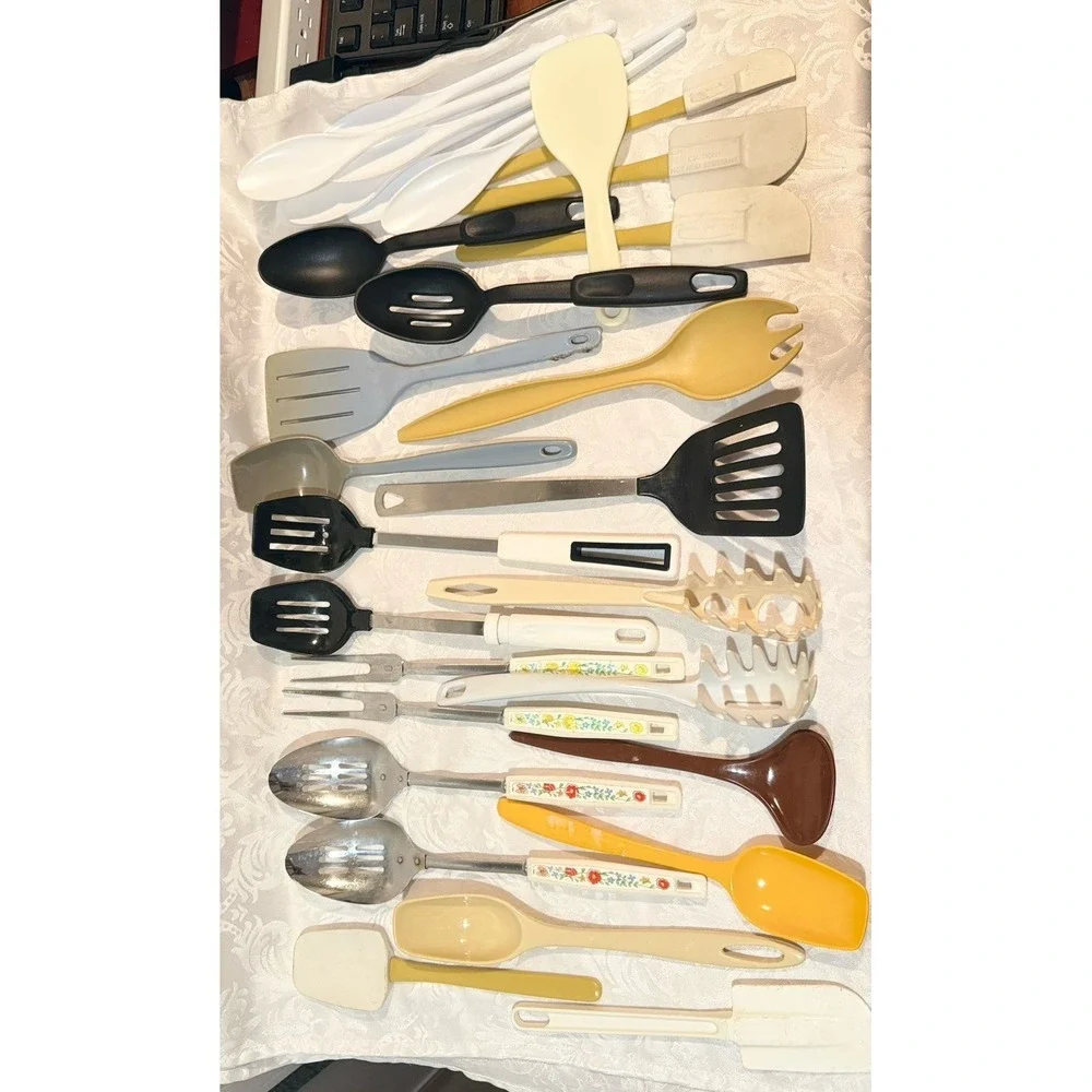various Lit If 30 vintage Serving Utensils kitchen spoons, spatulas, servers